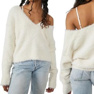 NWT Free people serendipity faux fur v neck sweater